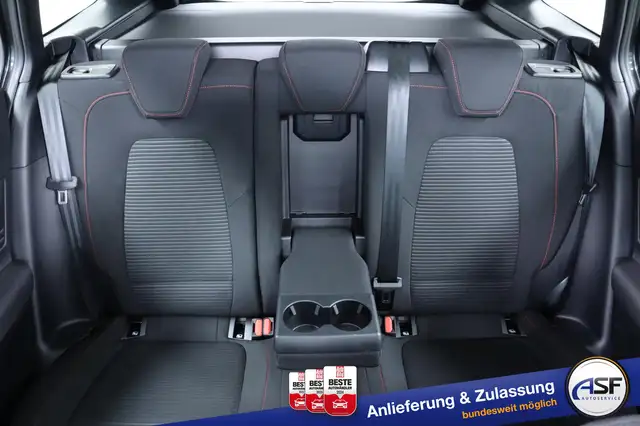 Ford Focus view 27