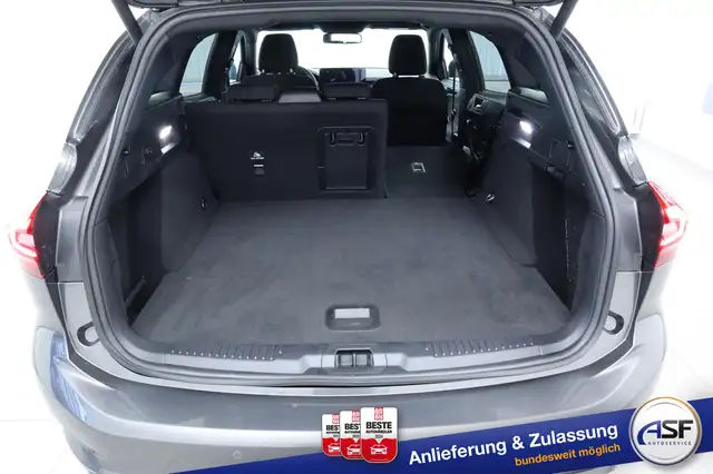 Ford Focus view 13
