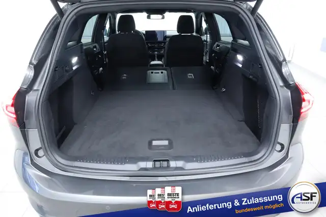 Ford Focus view 14