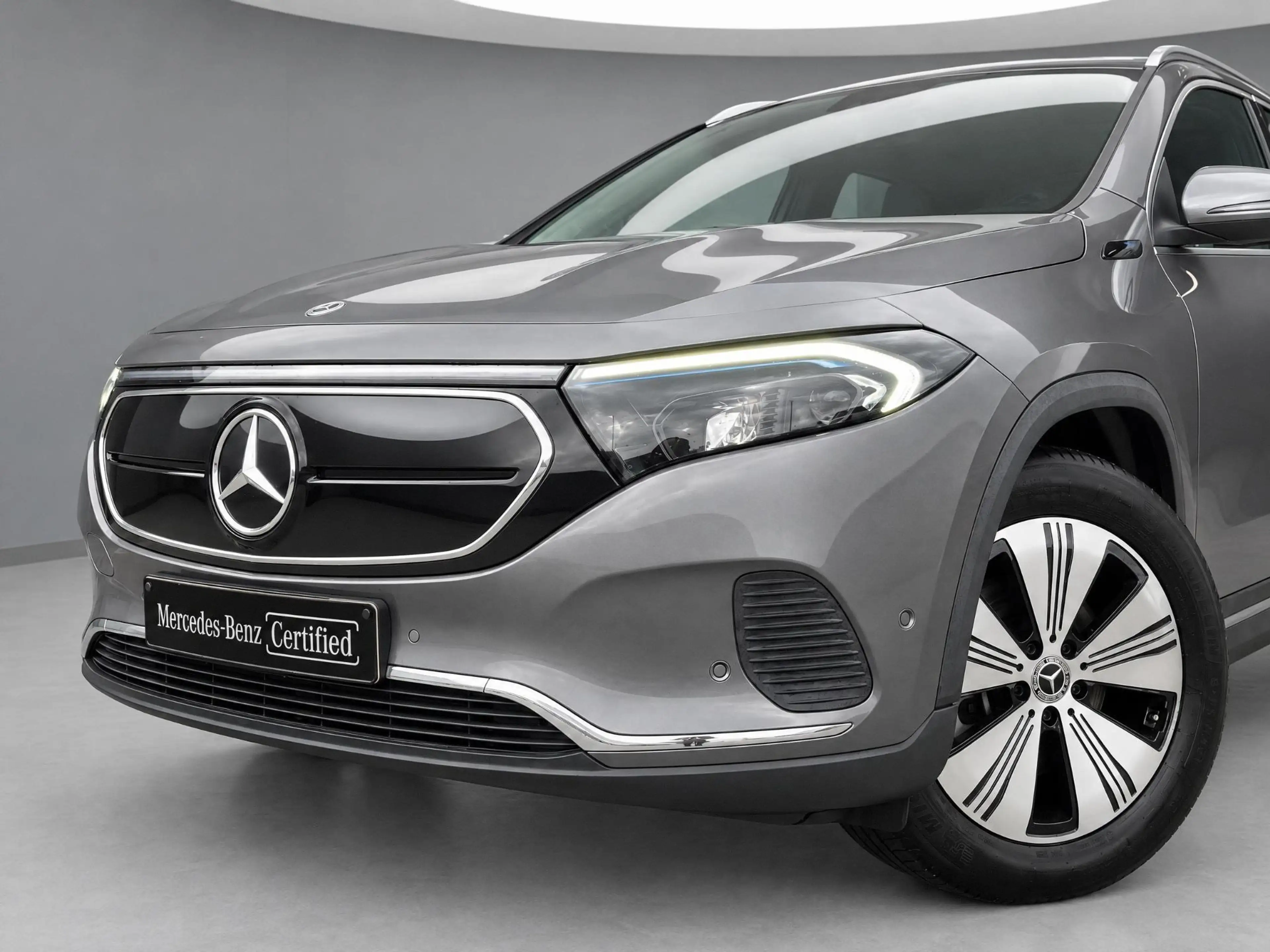 Mercedes-Benz EQA 250 Electric Art 67 kWh — photo 2