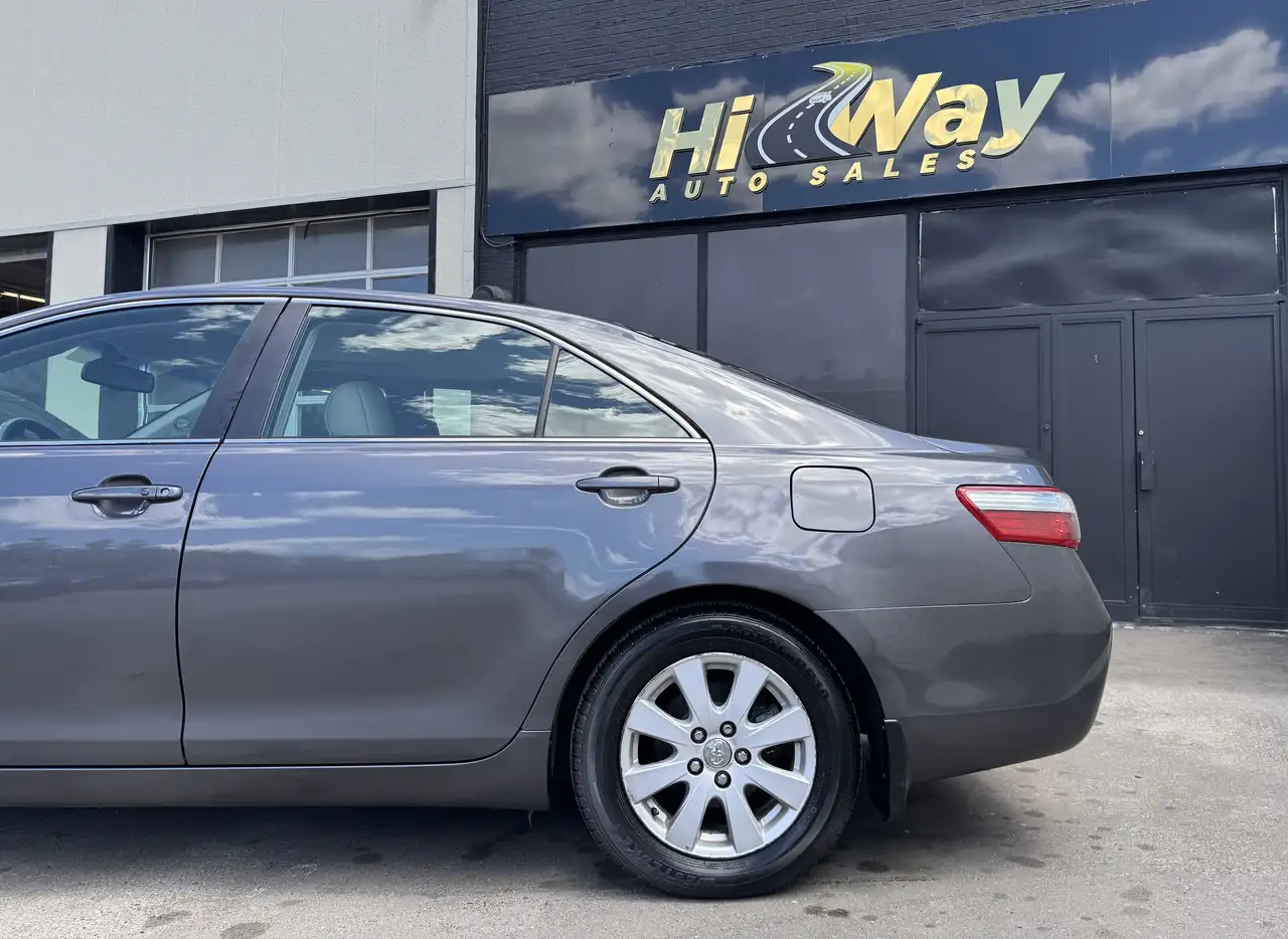 Toyota Camry снимка Toyota Camry
