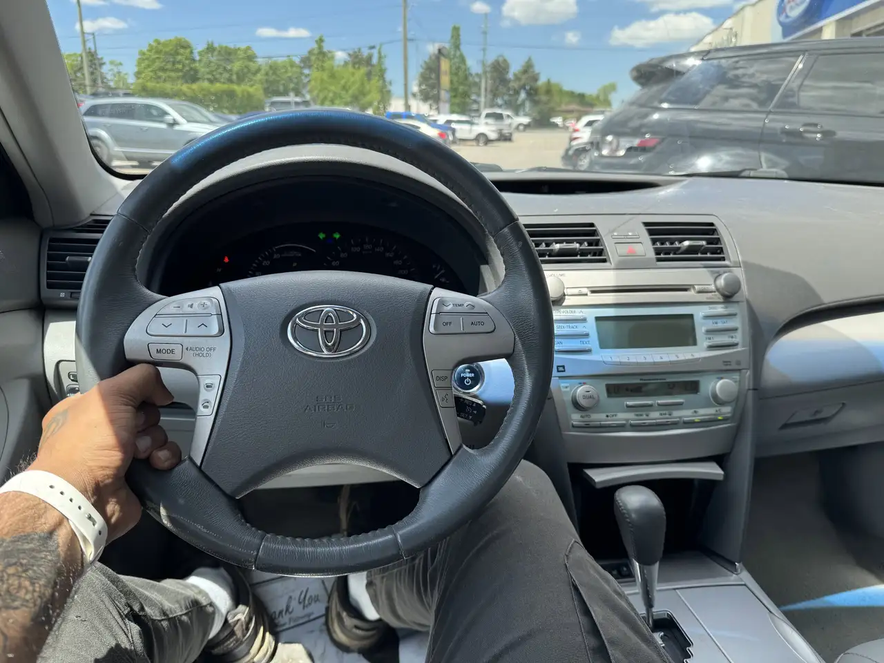 Toyota Camry снимка Toyota Camry