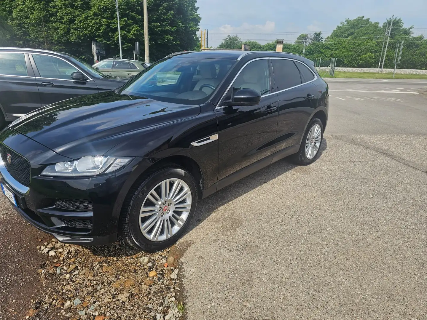 Jaguar F-Pace F-Pace 2.0d awd 180cv auto Noir - 1