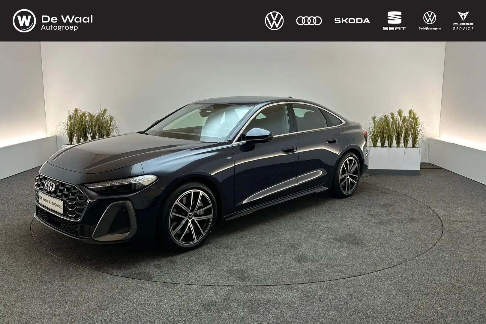 Audi A5 Limousine S edition 2.0 TFSI e S tronic Blauw - 1