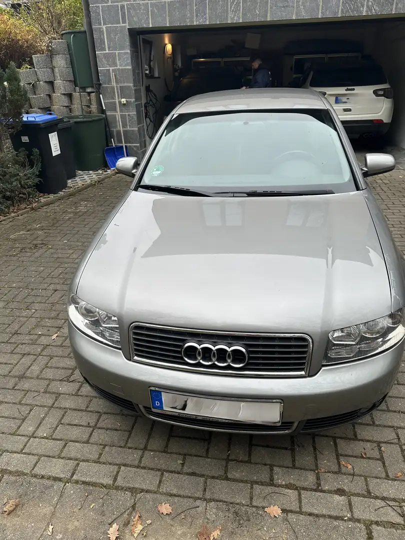 Audi A4 A4 1.9 TDI Grau - 1