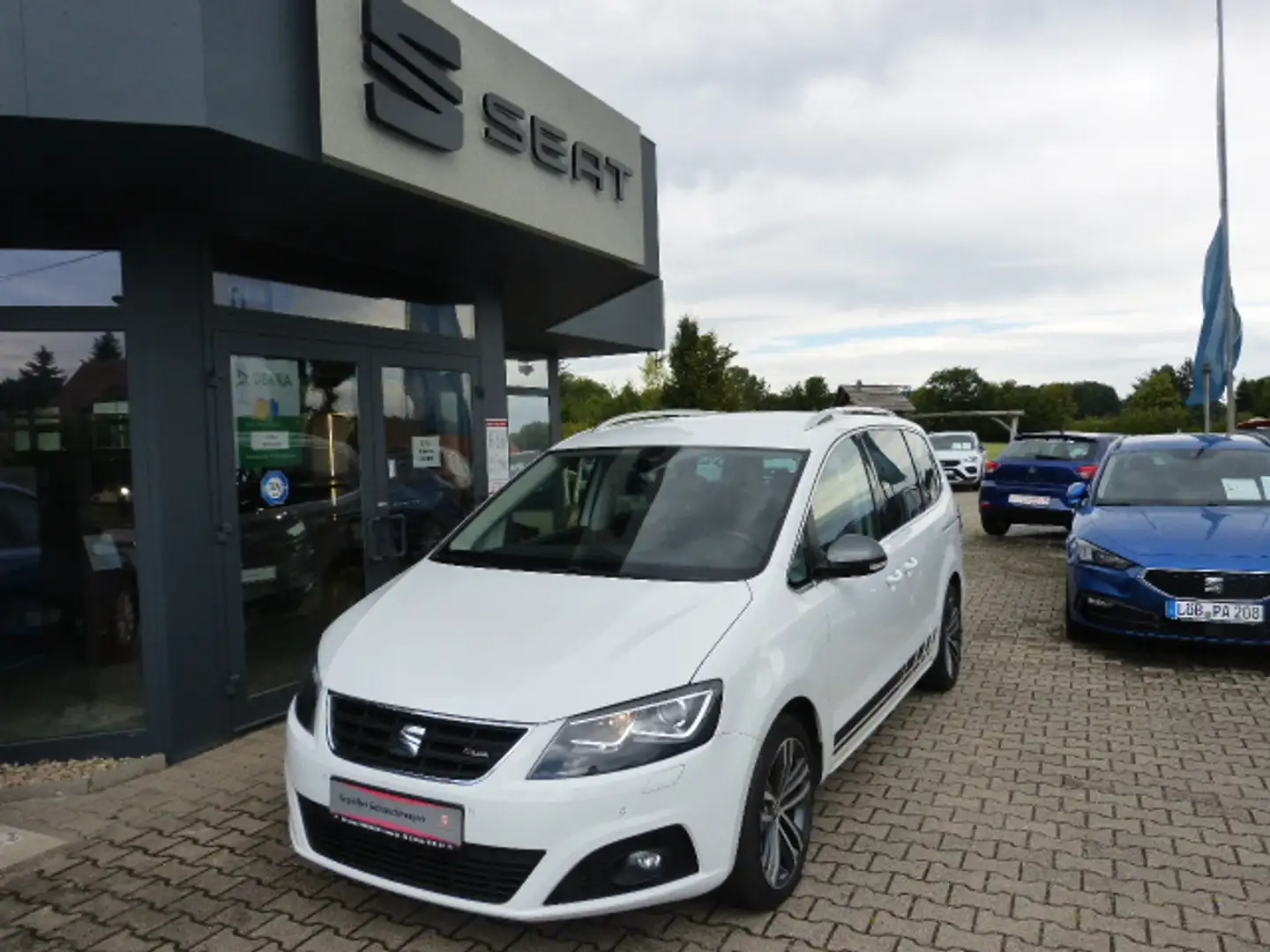 SEAT Alhambra Style Advanced ALHAMBRA 2.0 TDI FR-Line 150 PS Weiß - 1