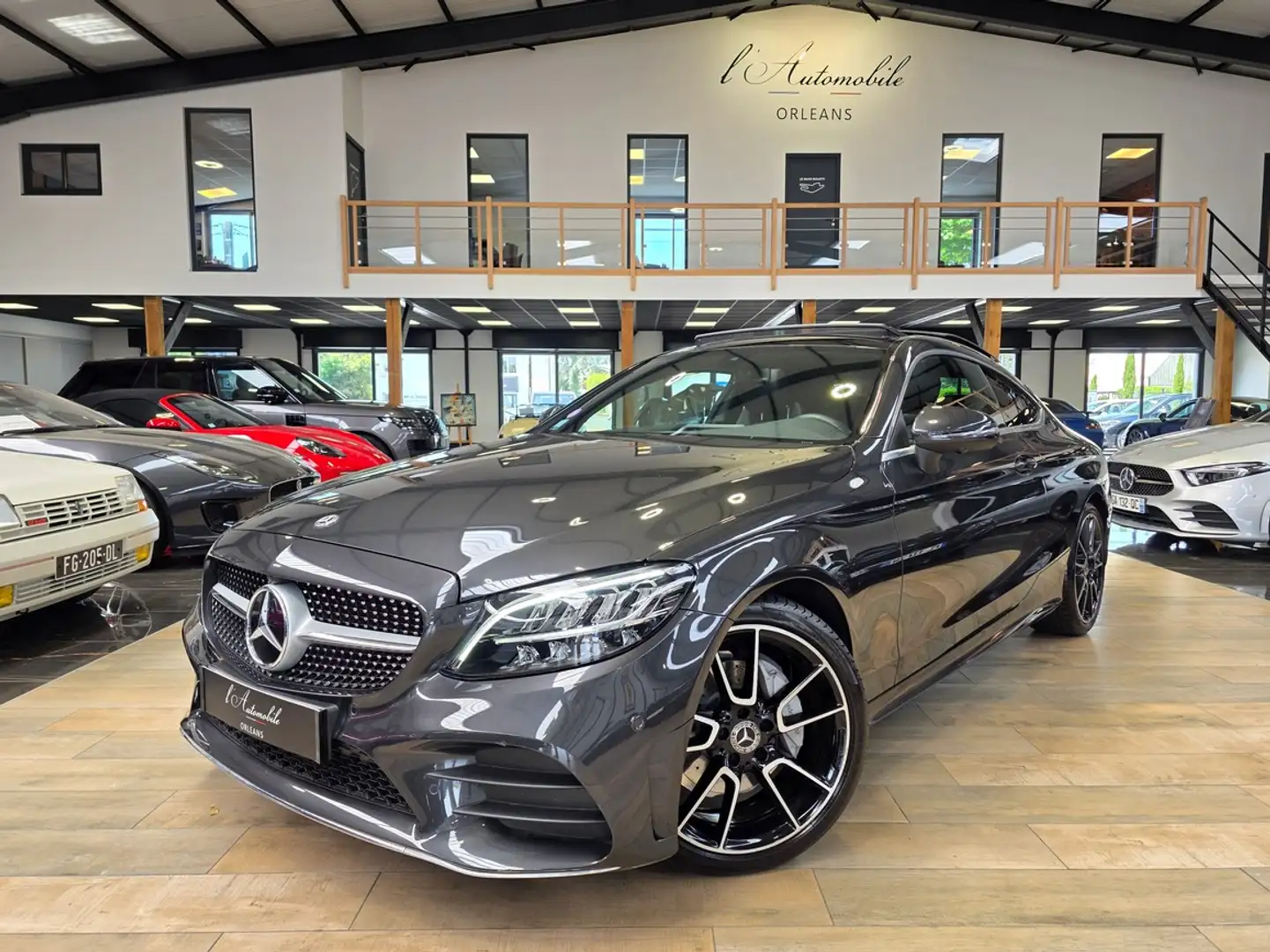 Mercedes-Benz C 200 200 COUPE PHASE 2 AMG LINE 184 // TOIT OUVRANT / B Gris - 1