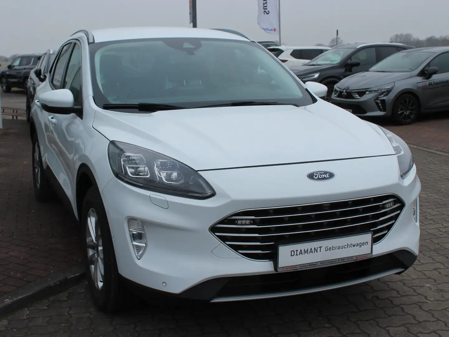 Ford Kuga 1.5 D Titanium X Blanc - 2