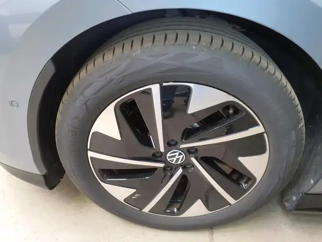 Volkswagen Id.7 view 5