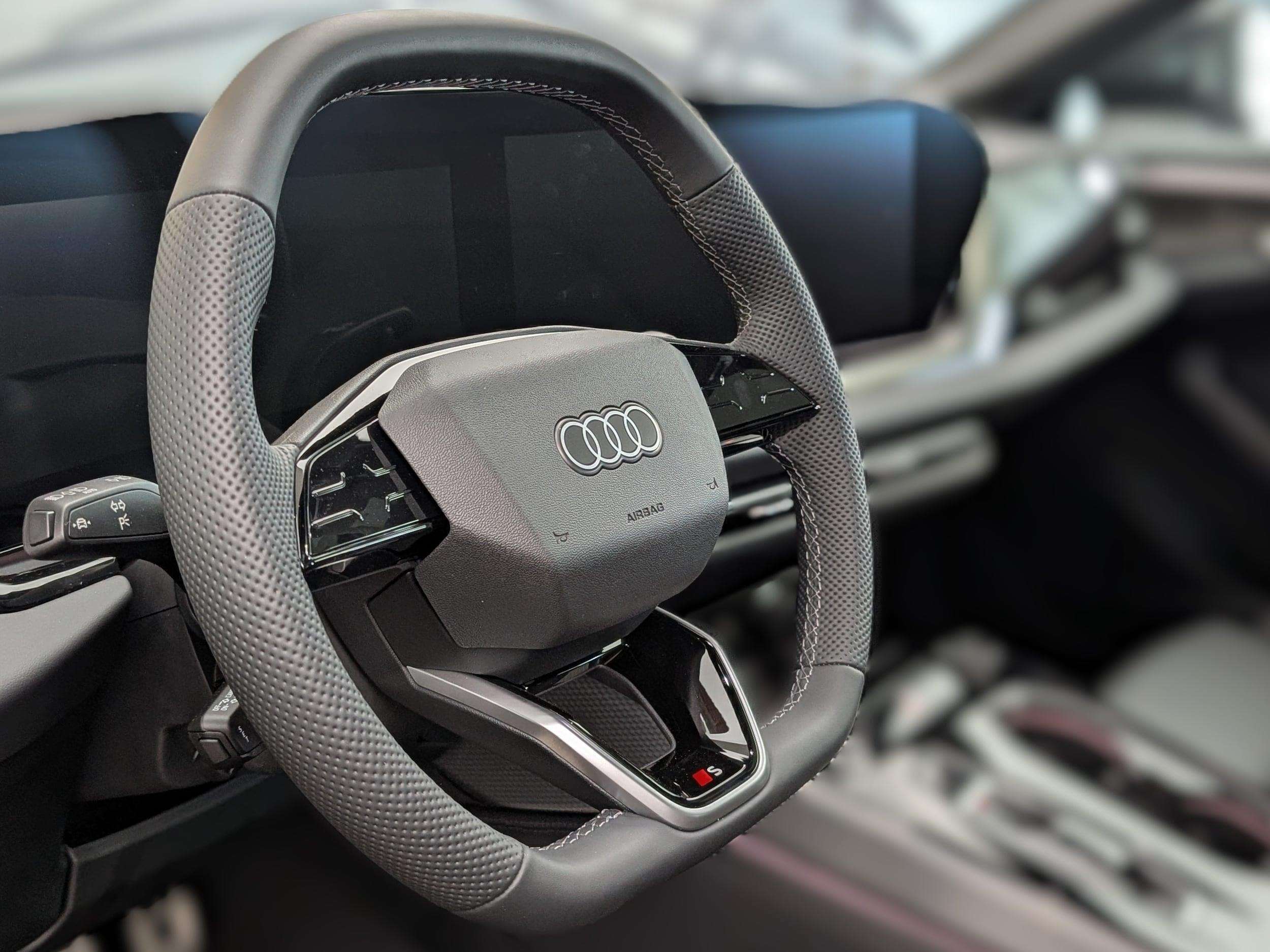 2025 Audi A5 Technik 2.0 TFSI quattro thumb 9