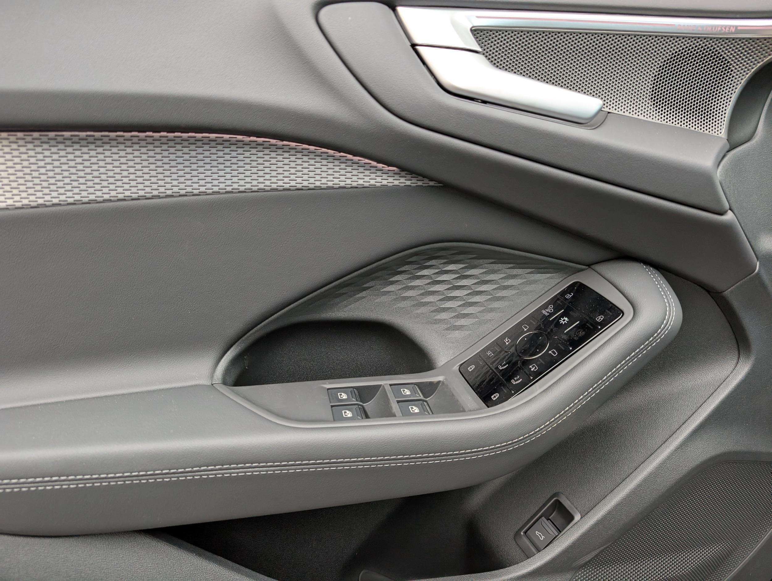 2025 Audi A5 Technik 2.0 TFSI quattro thumb 8