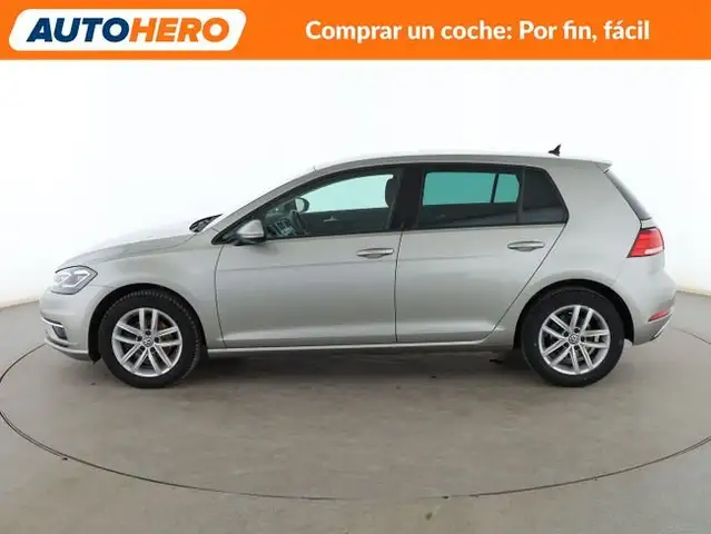 Volkswagen Golf view 3