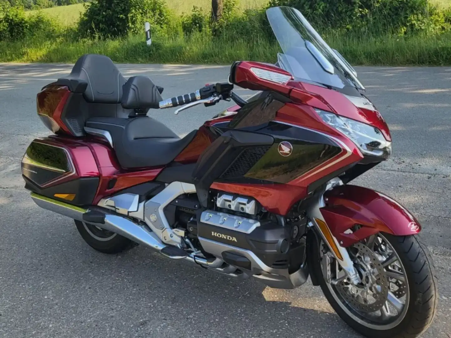 Honda GL 1800 Rojo - 1