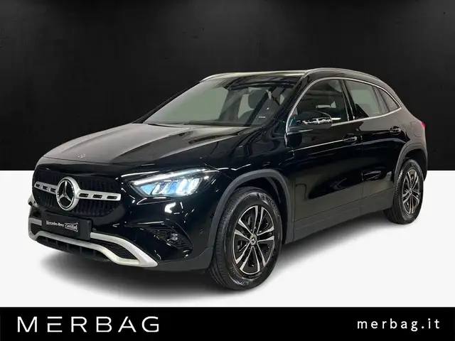 Mercedes-Benz GLA 180