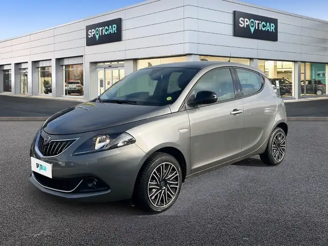 Lancia Ypsilon 3ª serie - Ypsilon 1.0 FireFly 5 porte S&S Hybrid