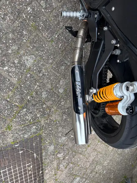 Yamaha XJR 1300 - foto 8