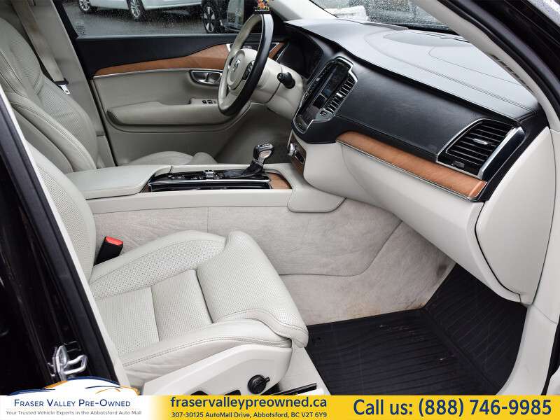 2016 Volvo XC90 T6 Inscription 31 Volvo Service Records. thumb 10