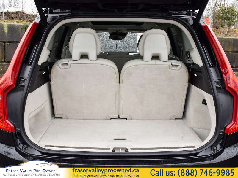 2016 Volvo XC90 T6 Inscription 31 Volvo Service Records. thumb 27