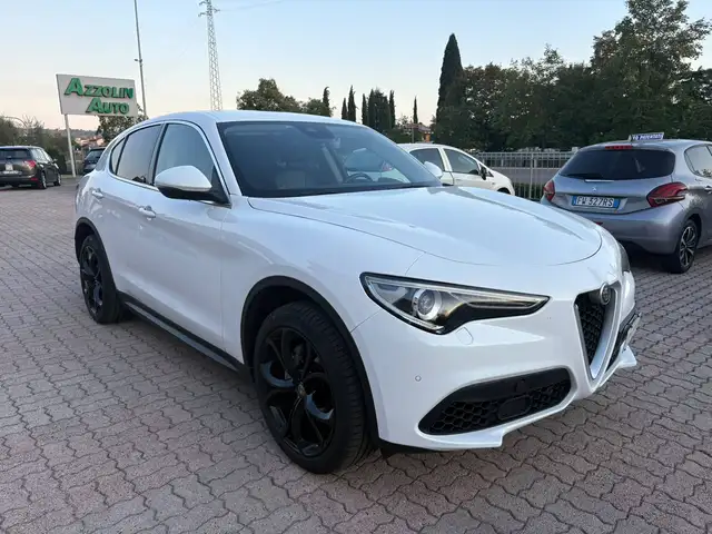 Alfa Romeo Stelvio 2.0 BENZINA 200 CV Q4 GANCIO TRAINO