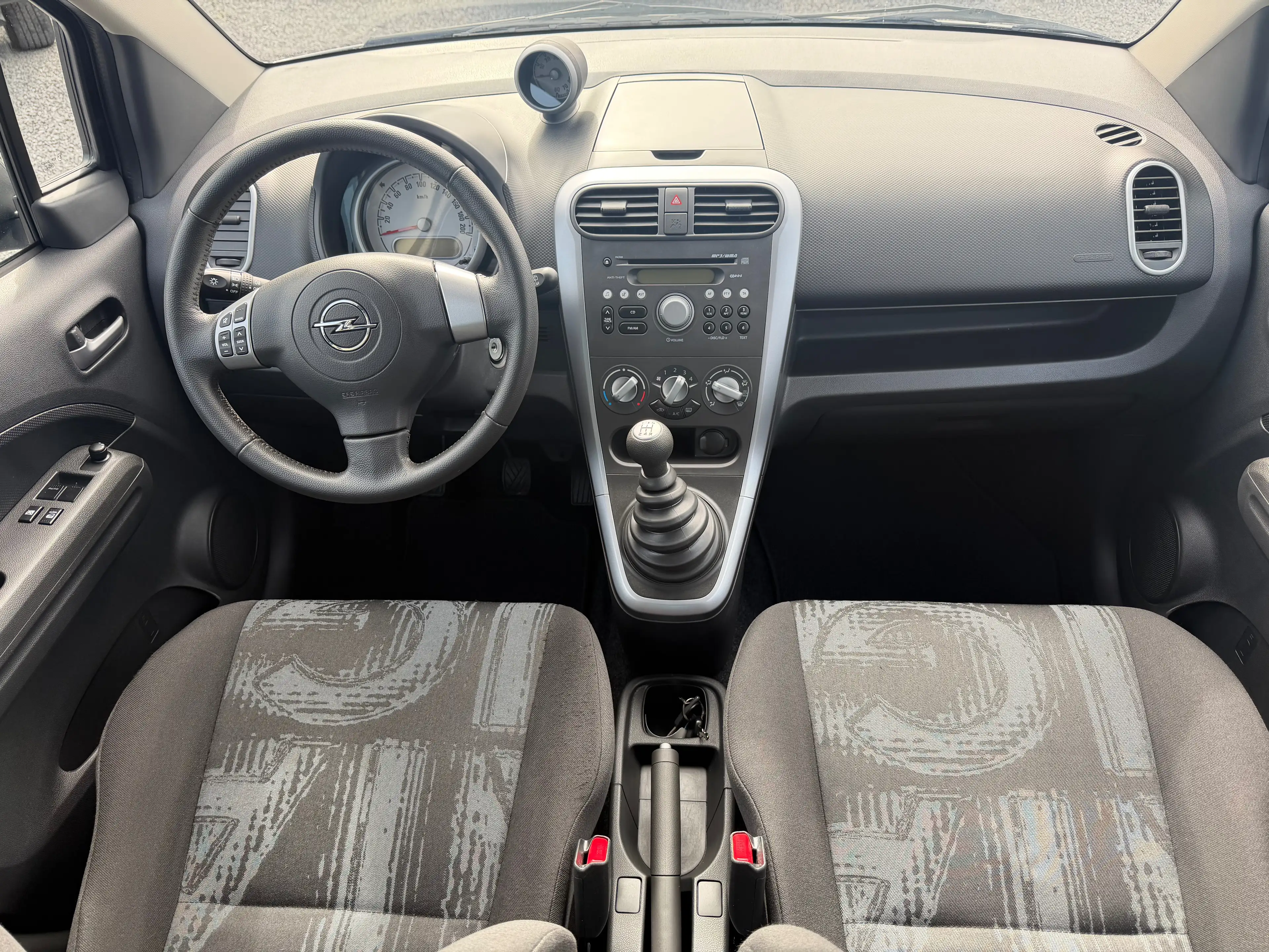 Opel Agila Agila 1.2i — photo 13