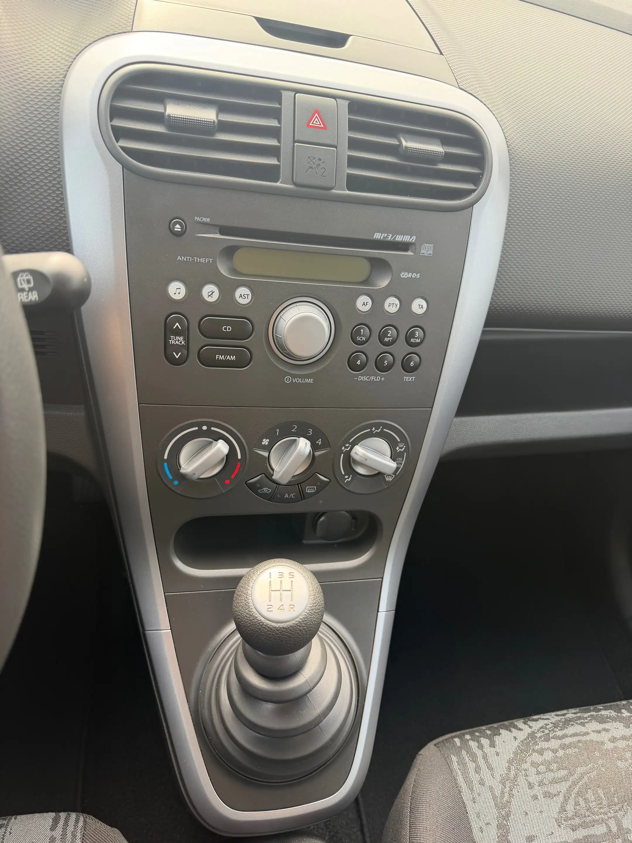 Opel Agila Agila 1.2i — photo 18