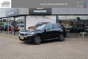 eDrive20 67 kWh , Automaat, M-Sportpakket, Leder/a