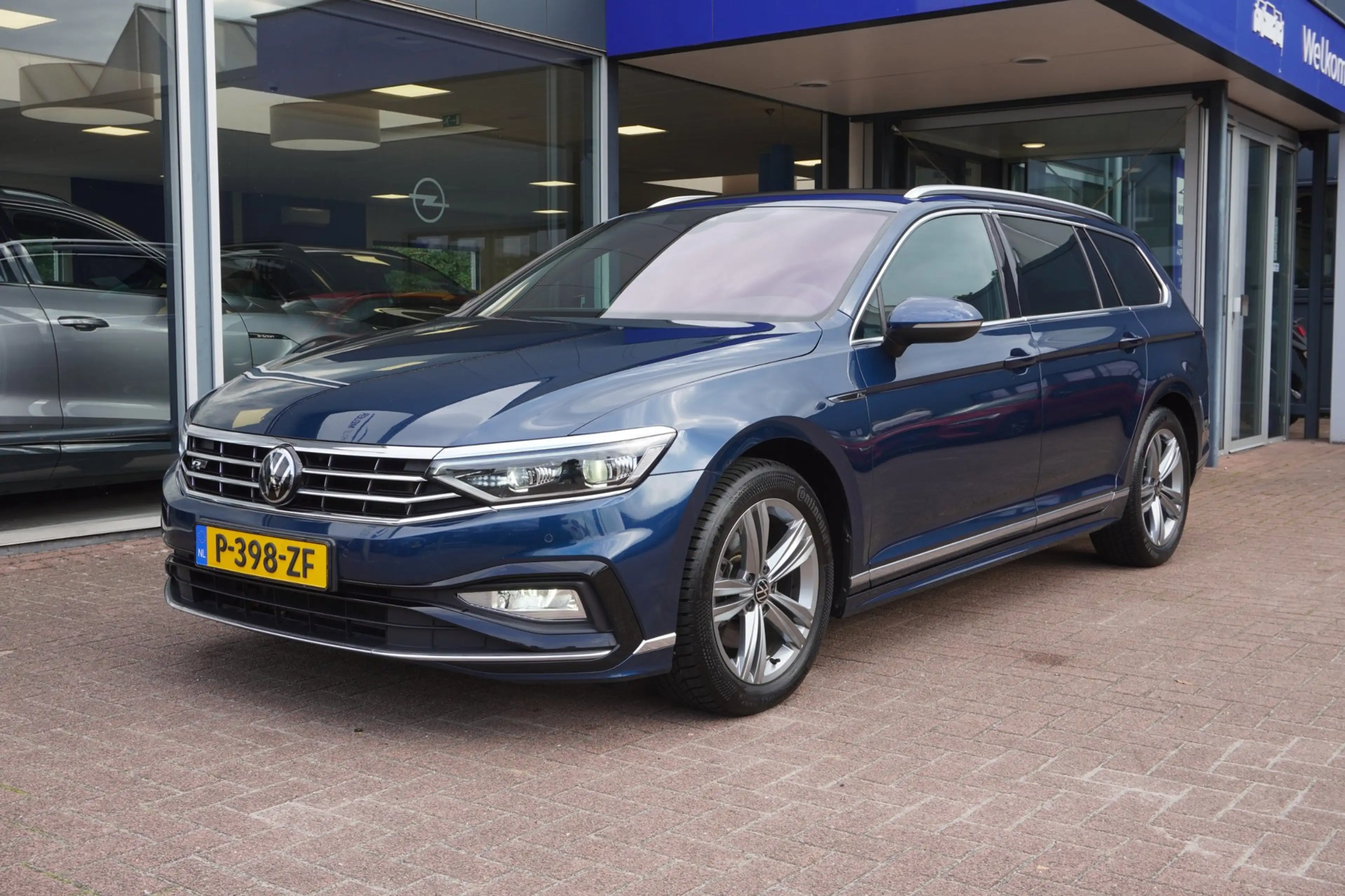 Volkswagen Passat Variant 1.5 TSI R-Line Business + Automaat | Navigatie | C — photo 5