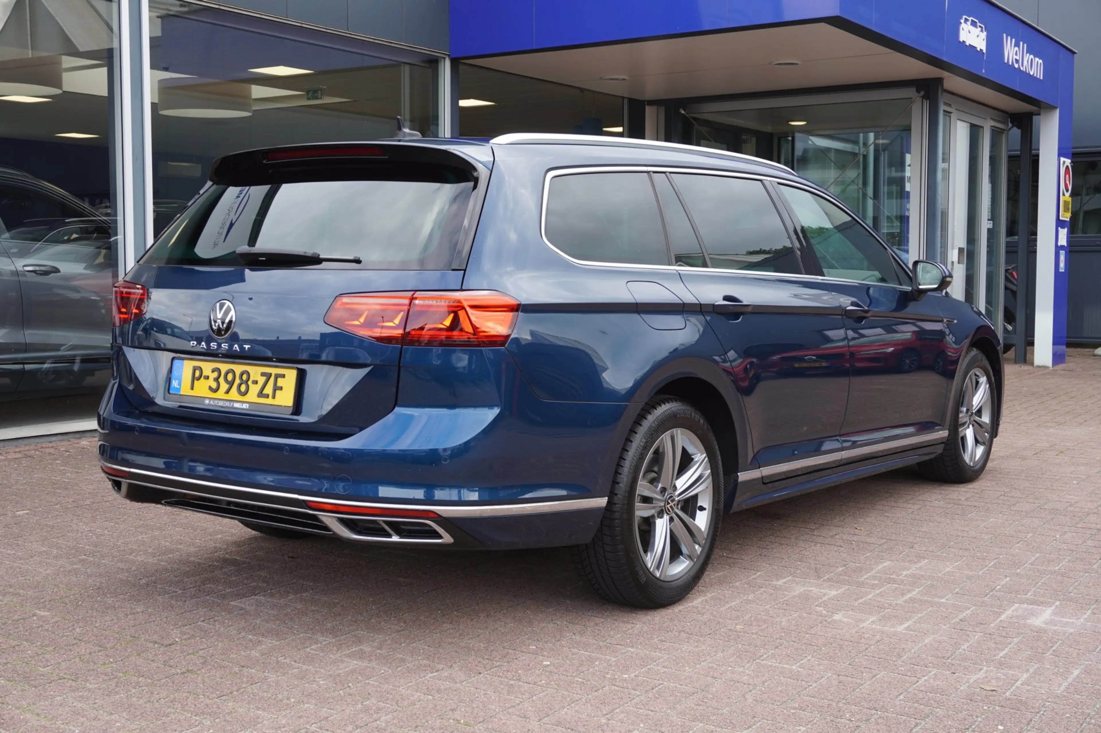Volkswagen Passat Variant 1.5 TSI R-Line Business + Automaat | Navigatie | C — photo 8