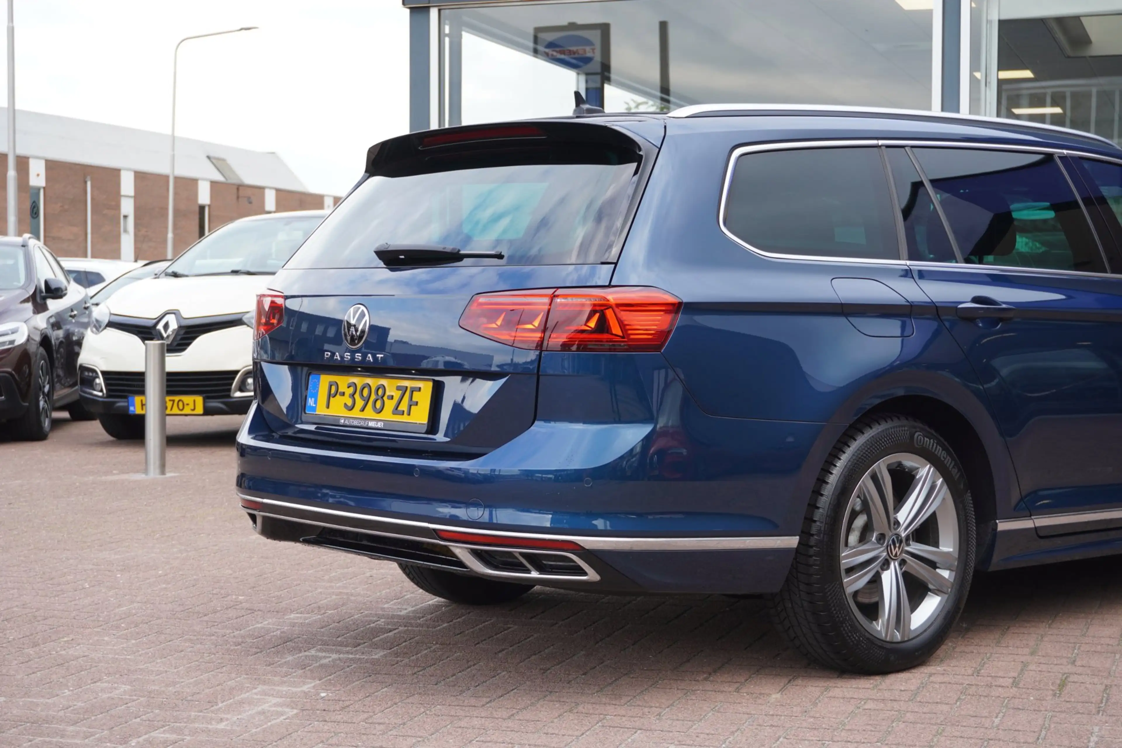 Volkswagen Passat Variant 1.5 TSI R-Line Business + Automaat | Navigatie | C — photo 7