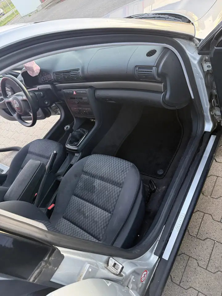 Audi A4 1.6, foto 11