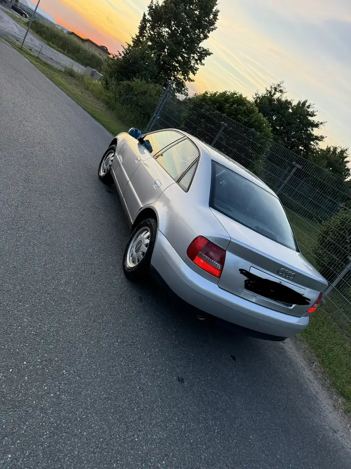 Audi A4 1.6, foto 5