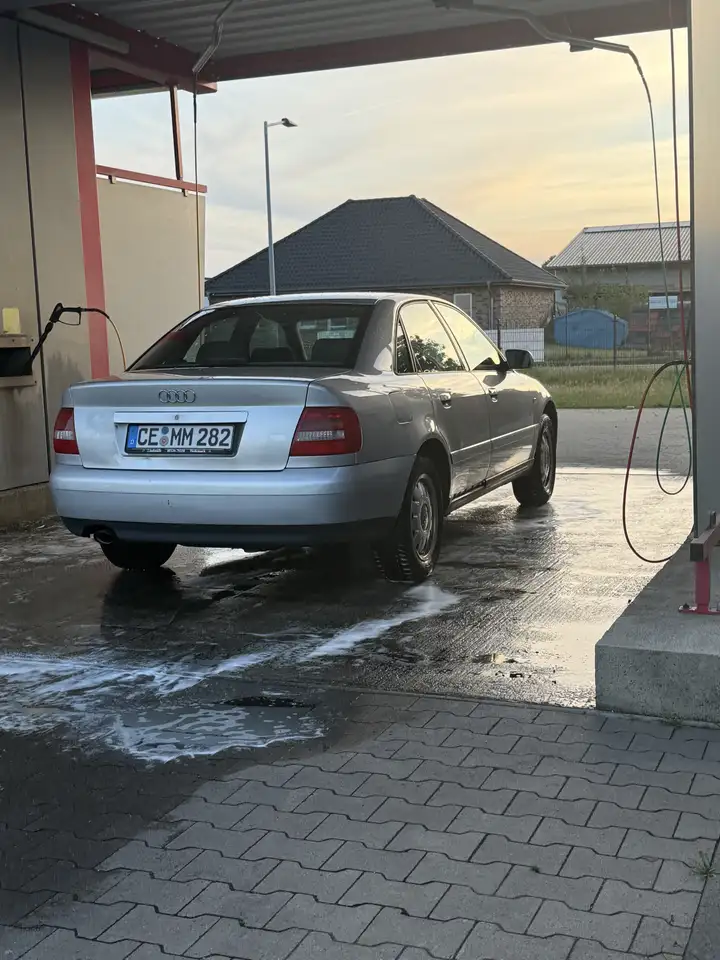 Audi A4 1.6, foto 7