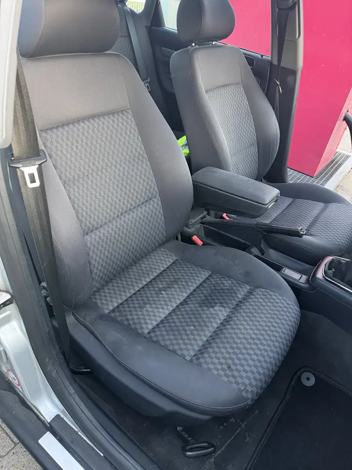Audi A4 1.6, foto 9