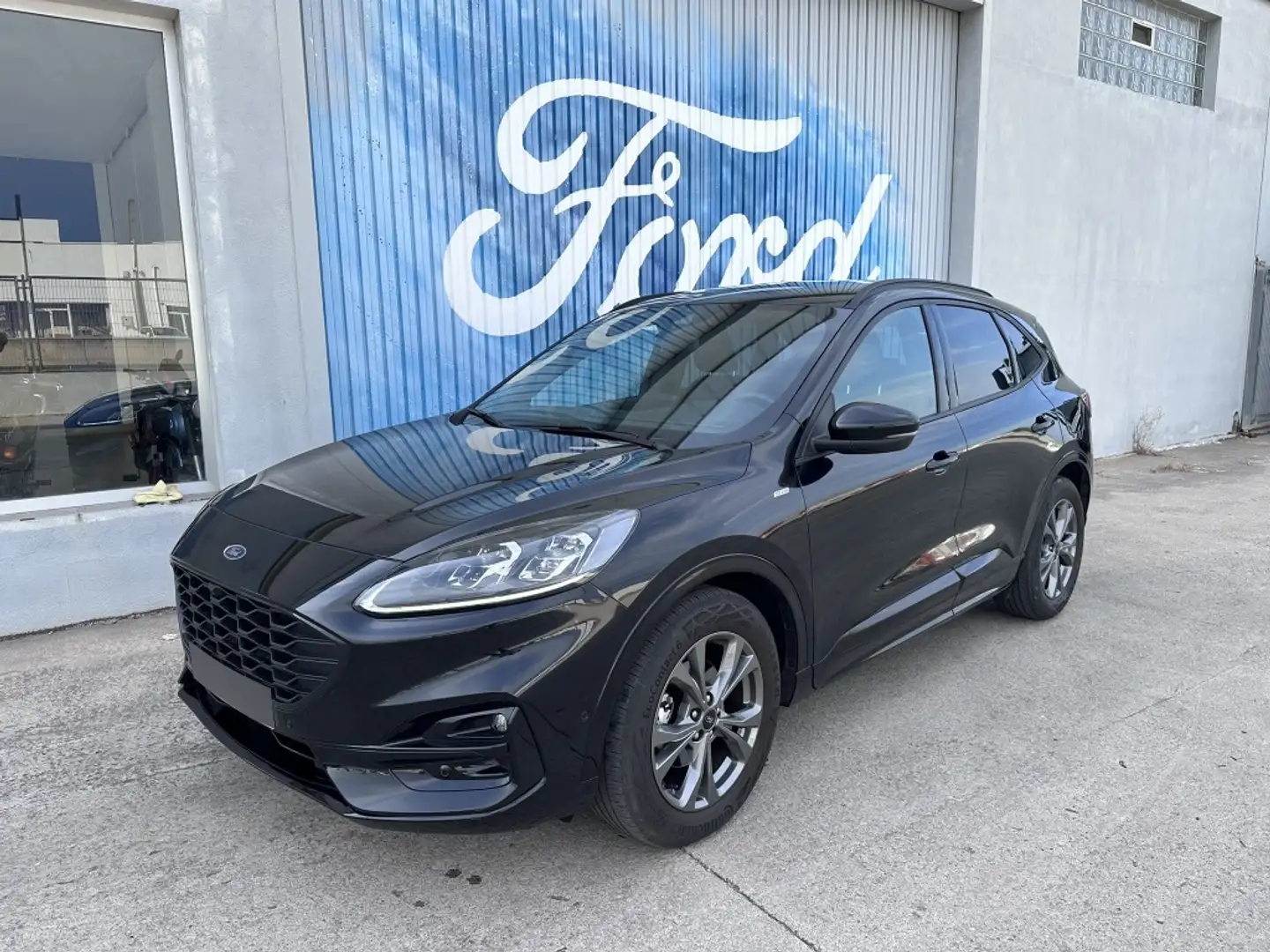 Ford Kuga 1.5 EcoBoost ST-Line X FWD 150 Negro - 1