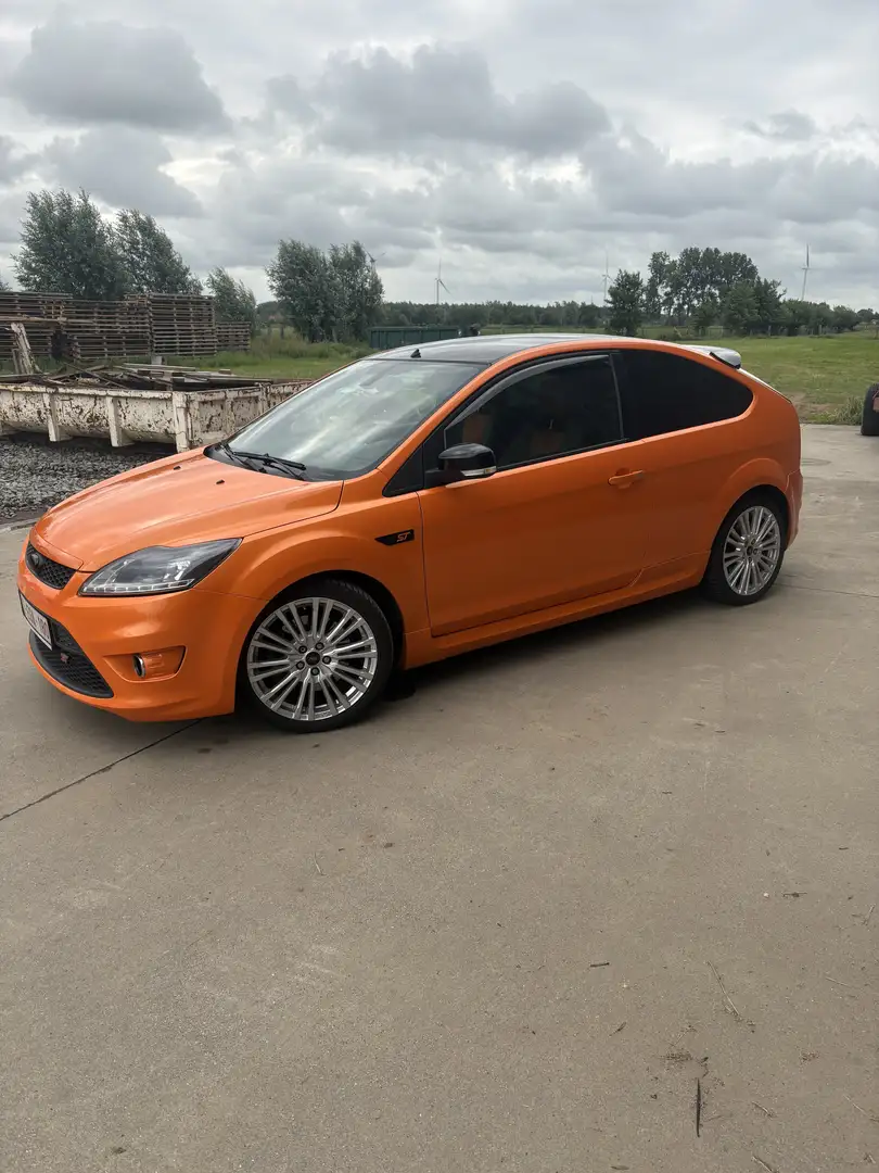 Ford Focus 2.5 ST - 1