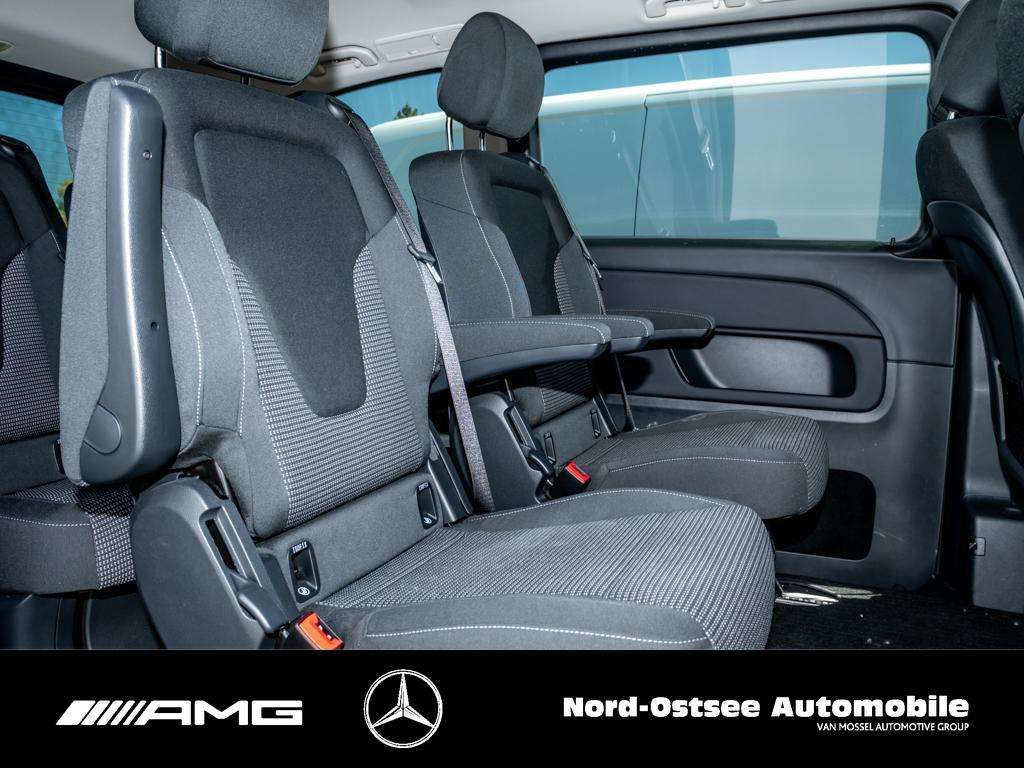 Mercedes-Benz V 220
