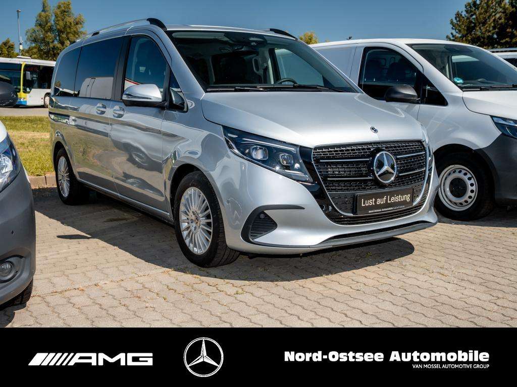 Mercedes-Benz V 220