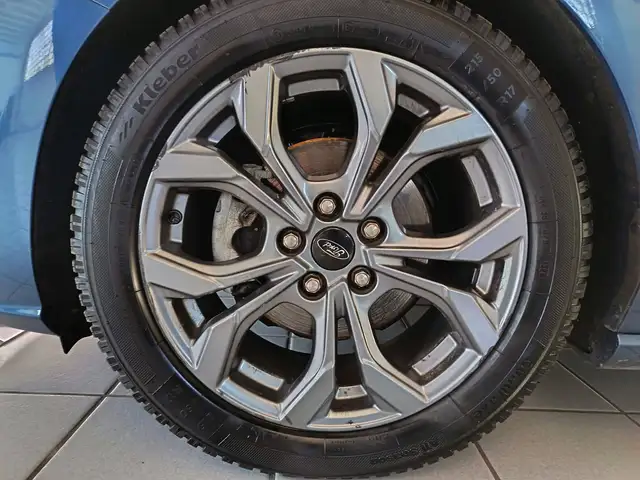 Ford Focus view 10