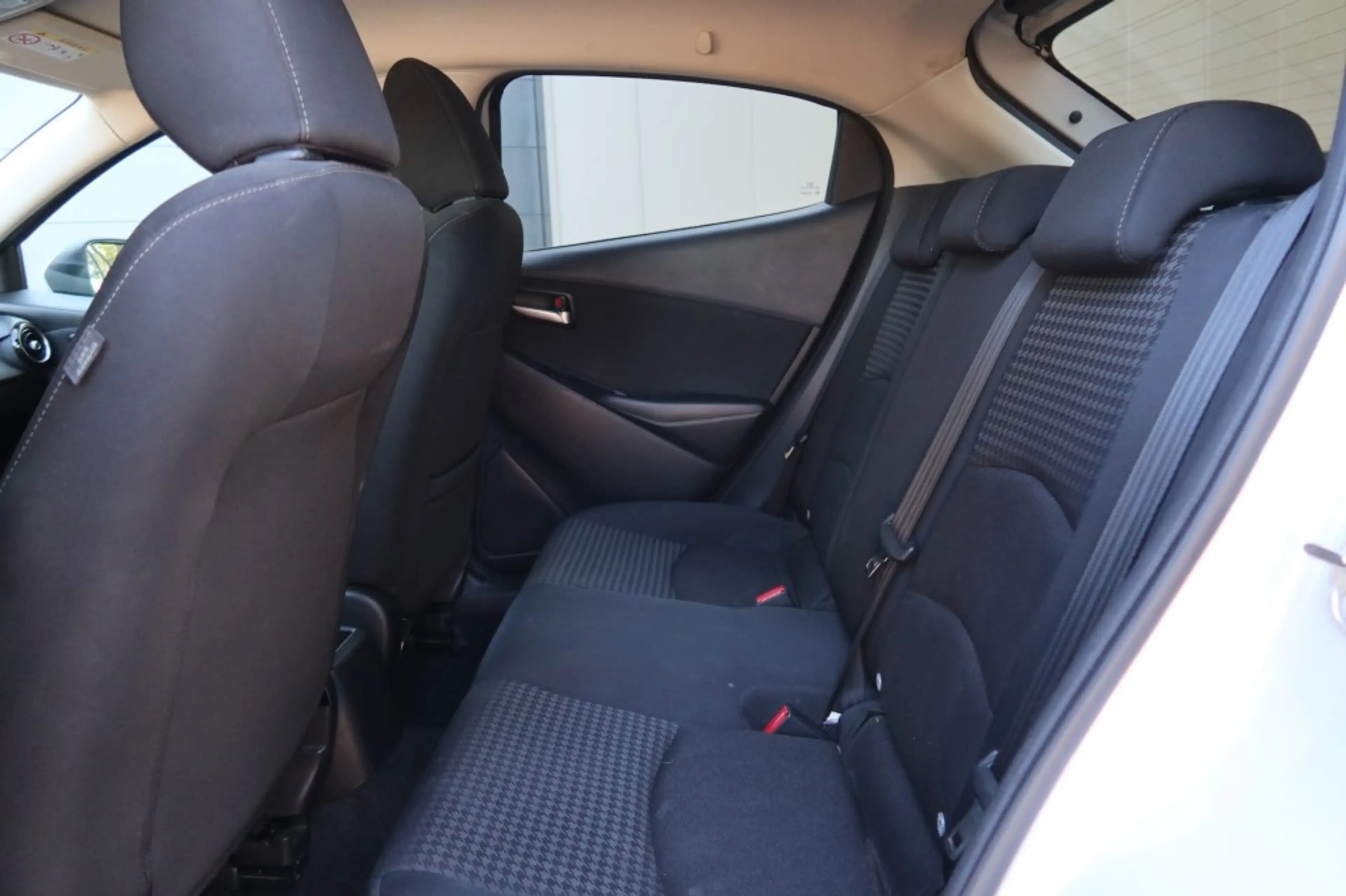 Mazda 2 1.5 Skyact-G Sport Selected Airco, NAVI — photo 14