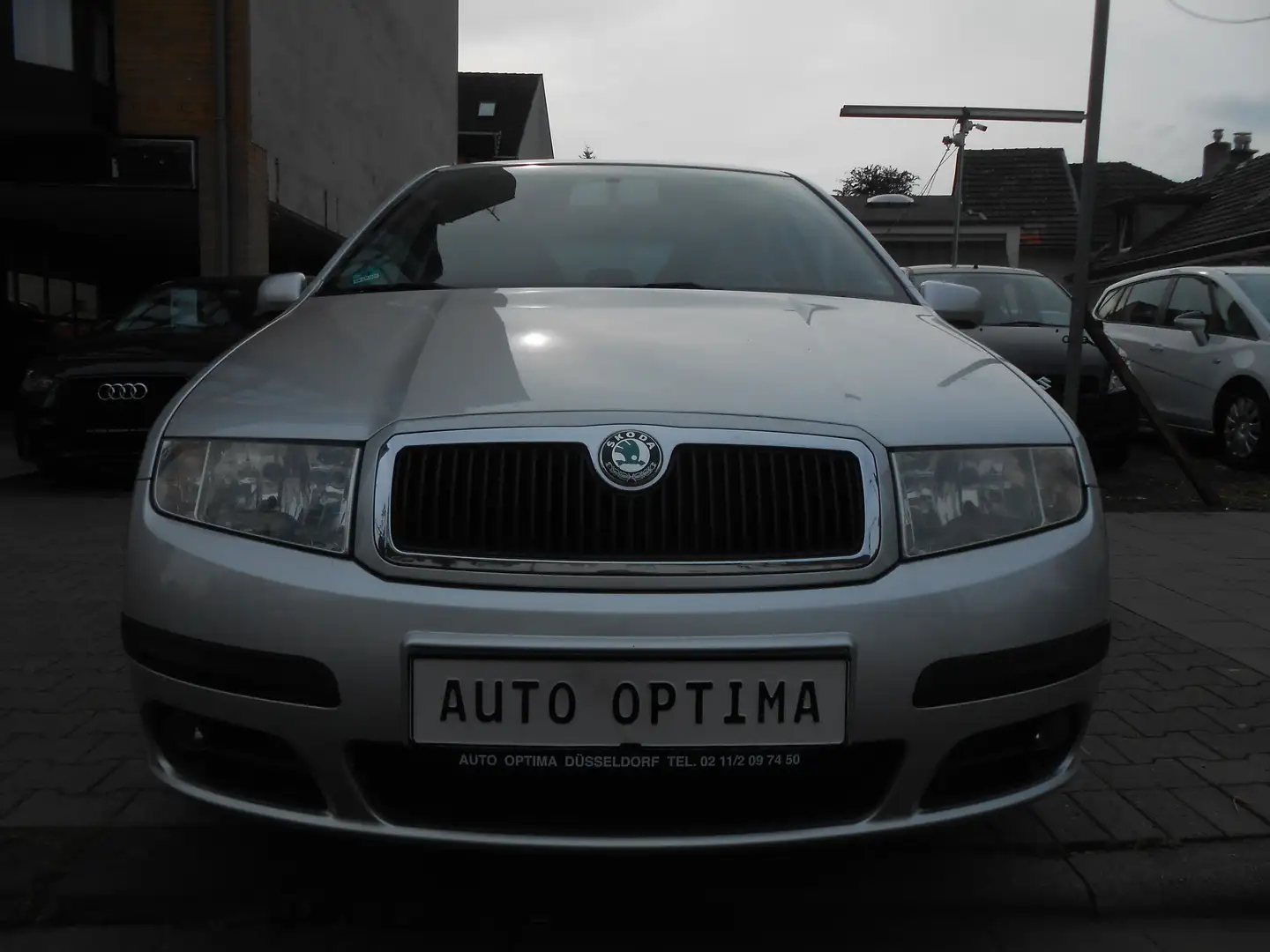 Skoda Fabia 1.4 16V Ambiente / 1.Hand / Klima / Garantie Silber - 1