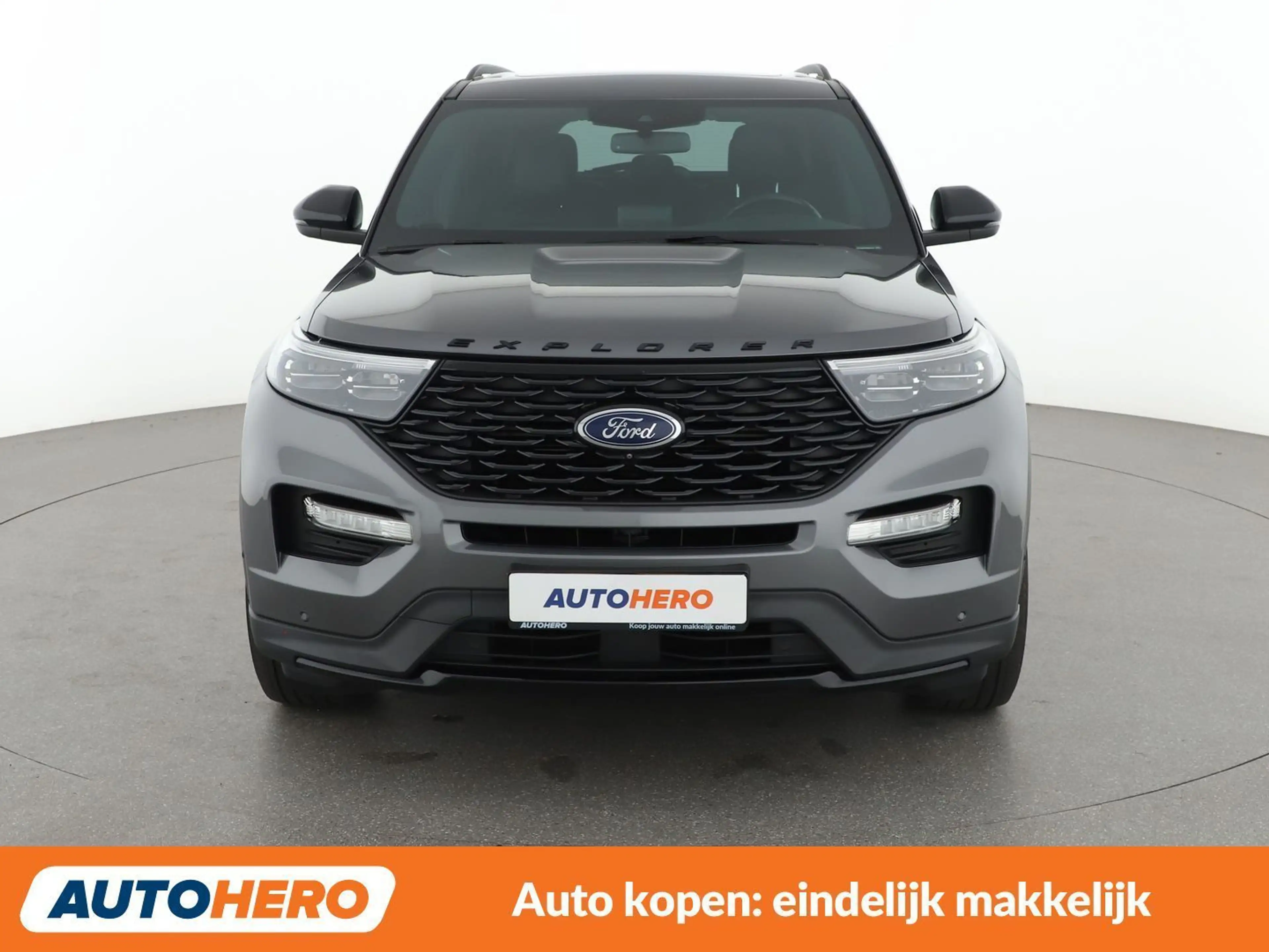 Ford Explorer 3.0 Plug-in Hybrid 4x4 ST-Line — photo 10