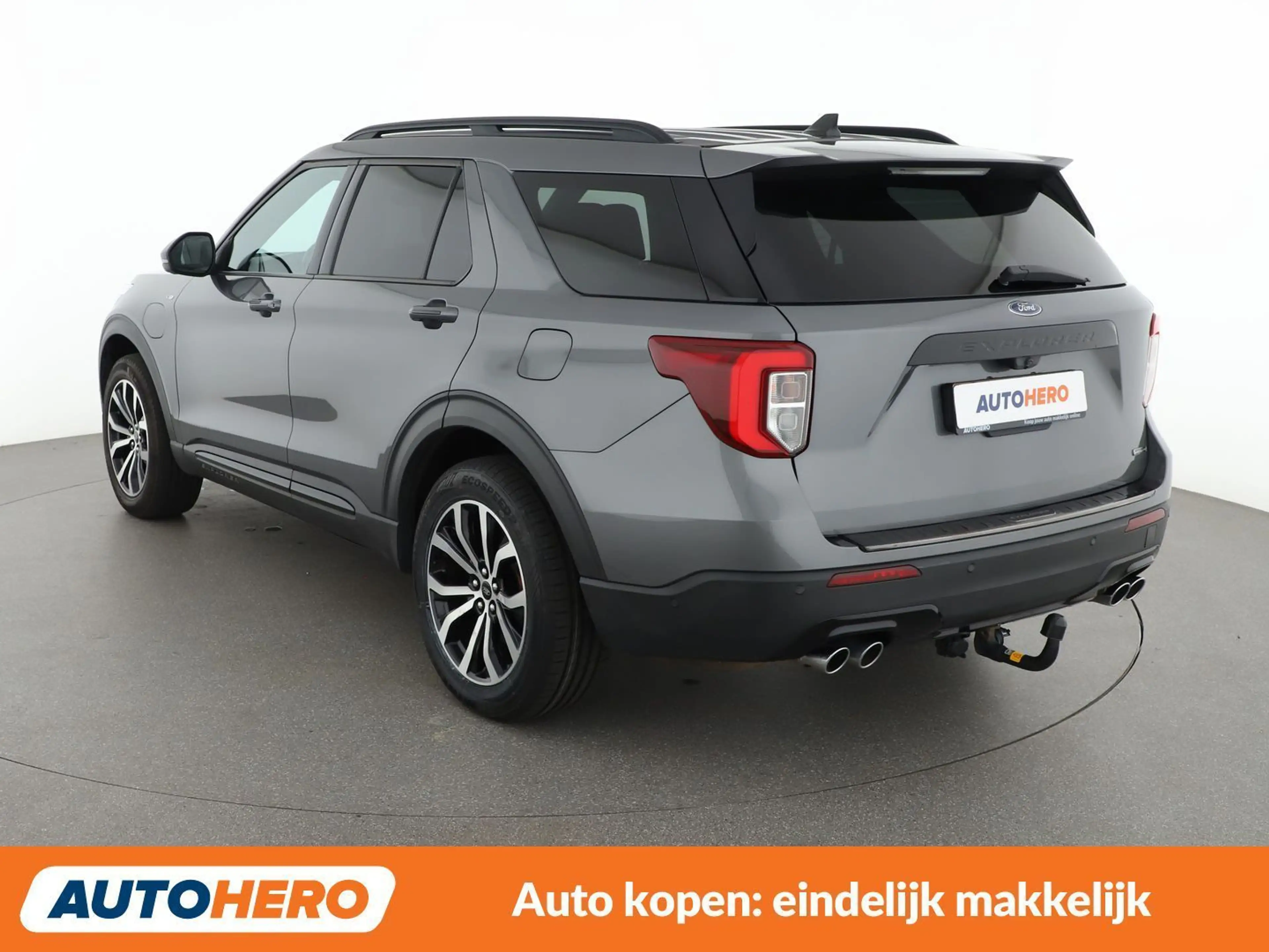 Ford Explorer 3.0 Plug-in Hybrid 4x4 ST-Line — photo 4