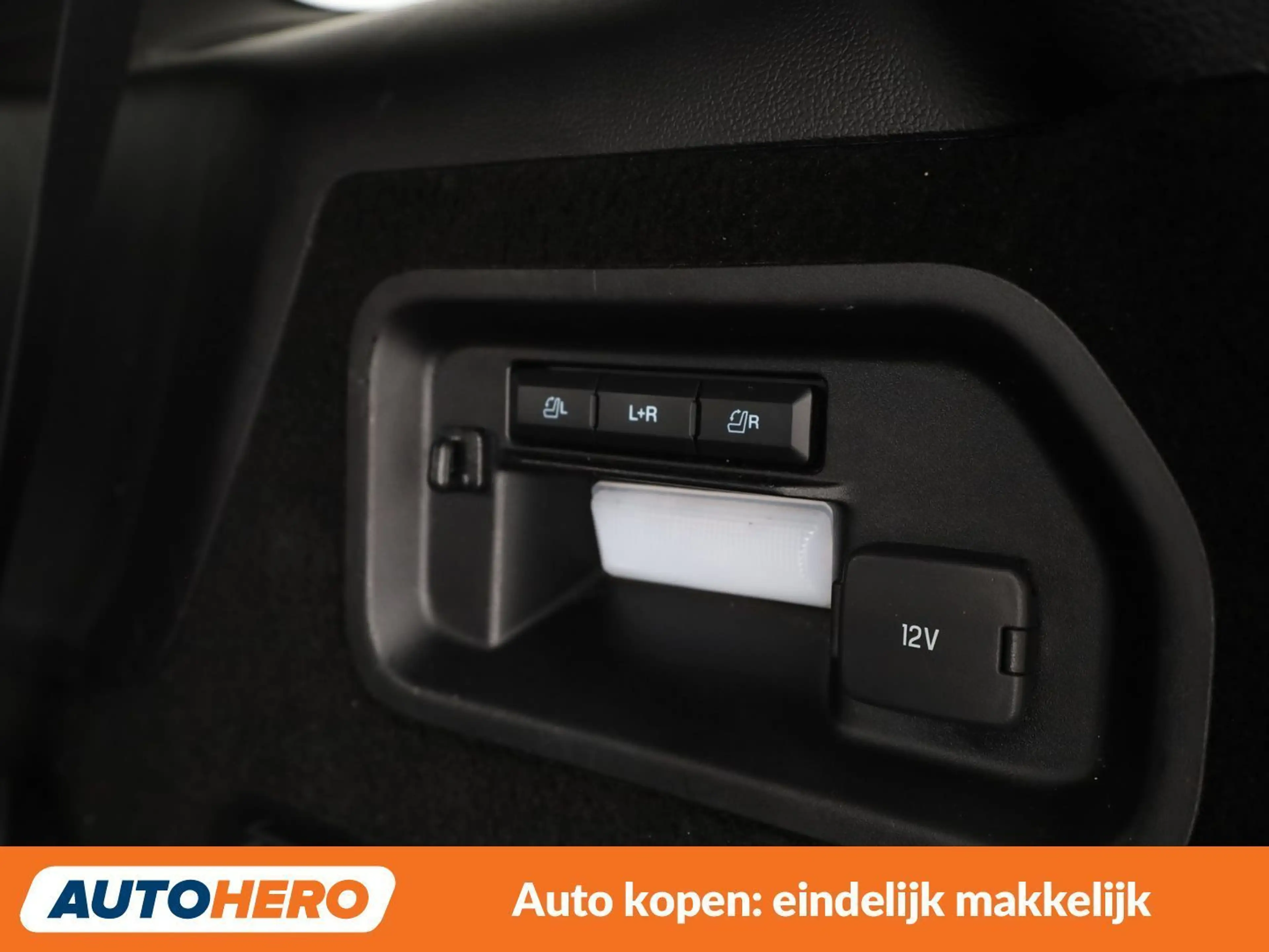 Ford Explorer 3.0 Plug-in Hybrid 4x4 ST-Line — photo 39