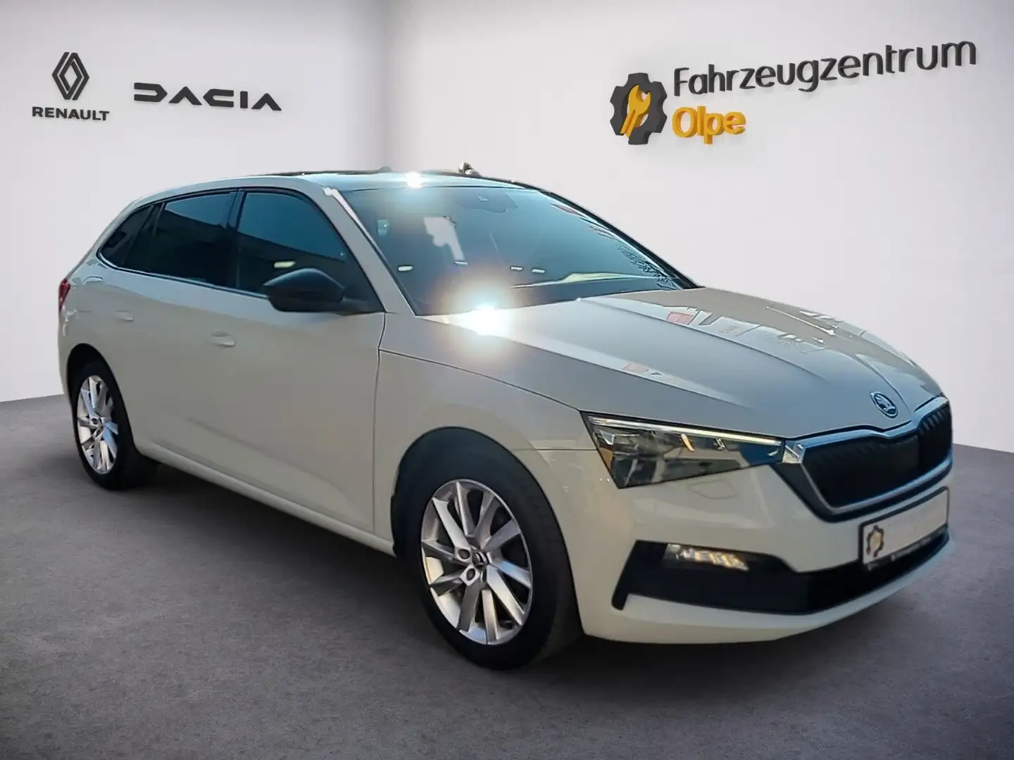Skoda Scala 1.5 Style DSG, AHK, SHZ, Pano, Kamera Blanc - 2