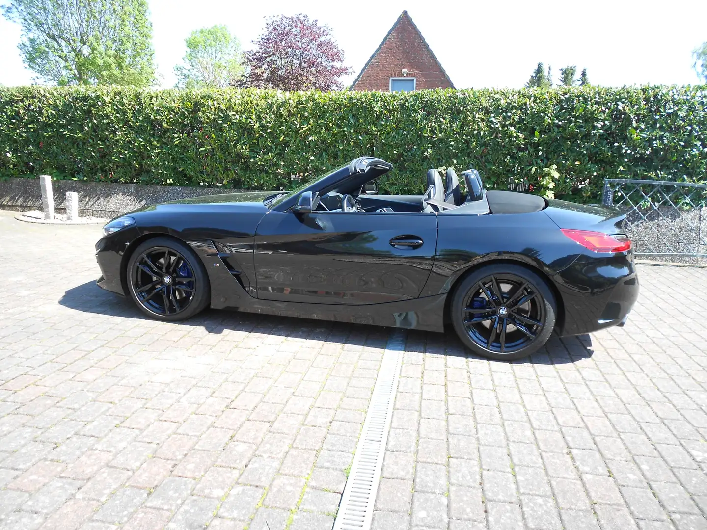 BMW Z4 M M40i Aut. Schwarz - 1