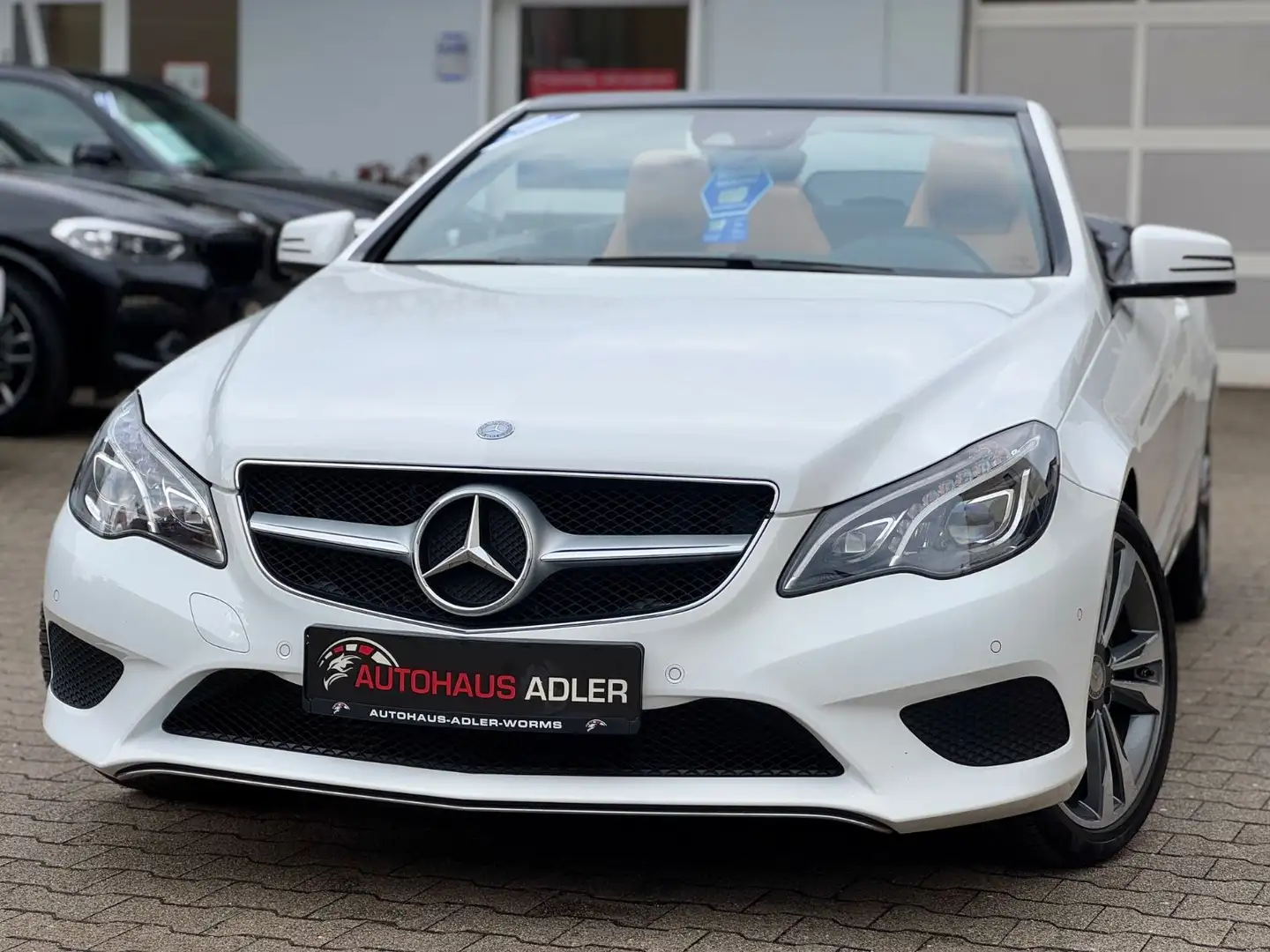 Mercedes-Benz E 200 CABRIO SPORT*19%*AUTO*NAV*LED*AIRSCARF*2SH Weiß - 2