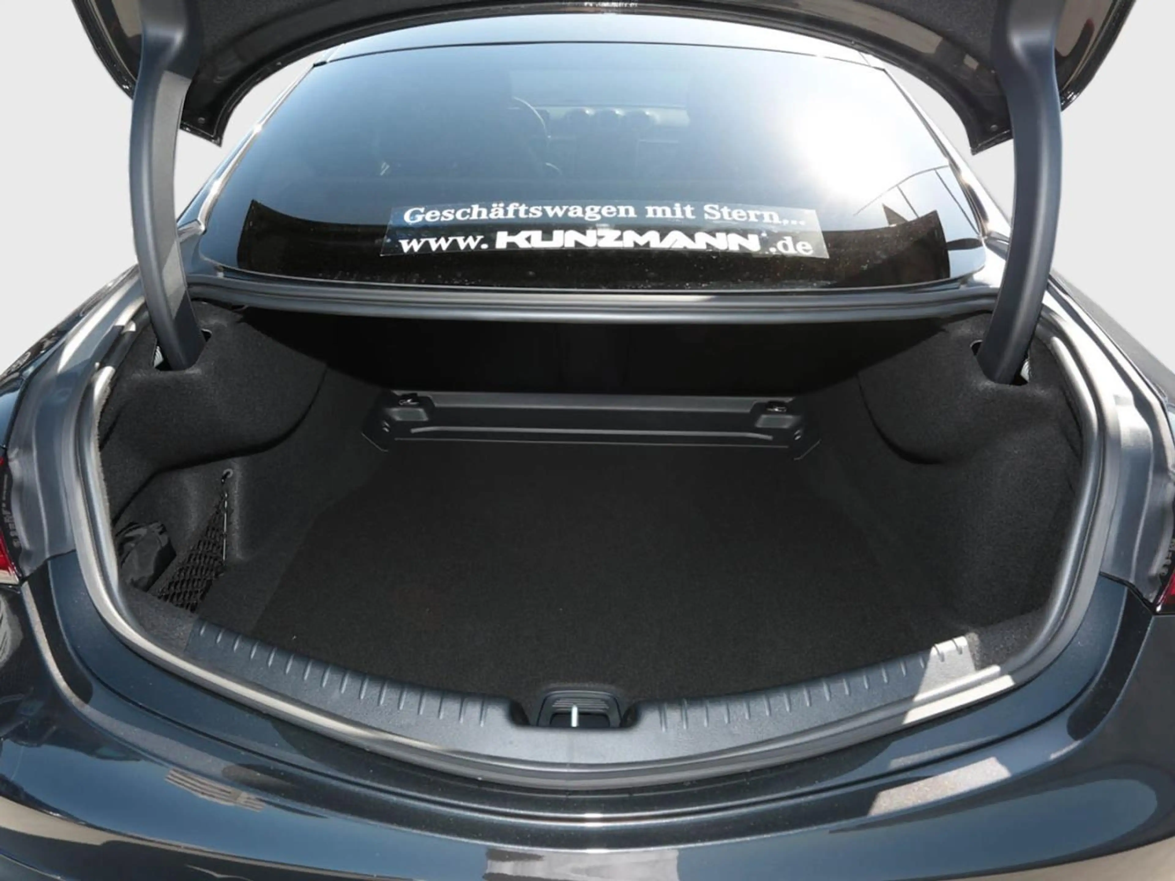Mercedes-Benz CLE 200 Coupé AMG MBUXNavi-Prem. Distronic 360° — photo 6