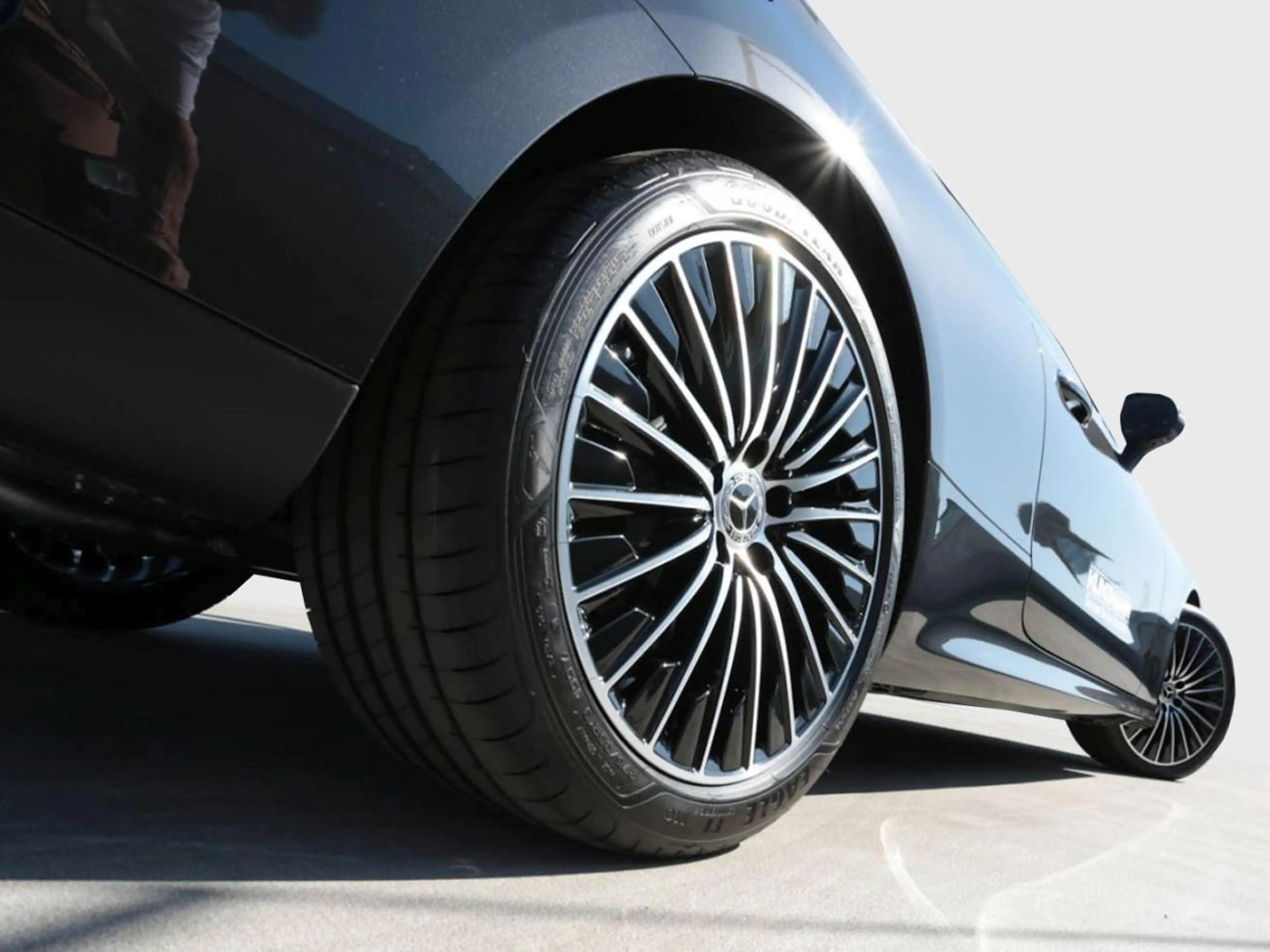 Mercedes-Benz CLE 200 Coupé AMG MBUXNavi-Prem. Distronic 360° — photo 5