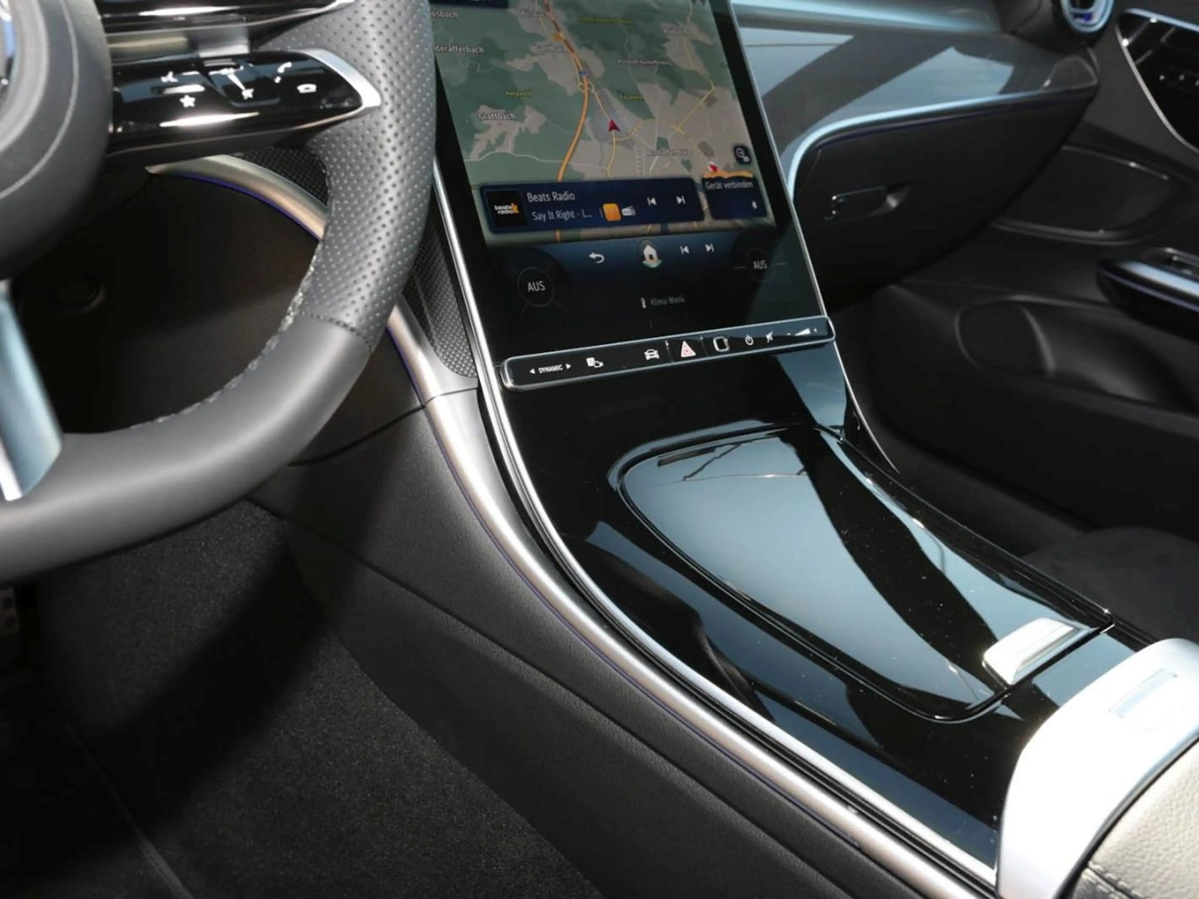 Mercedes-Benz CLE 200 Coupé AMG MBUXNavi-Prem. Distronic 360° — photo 15