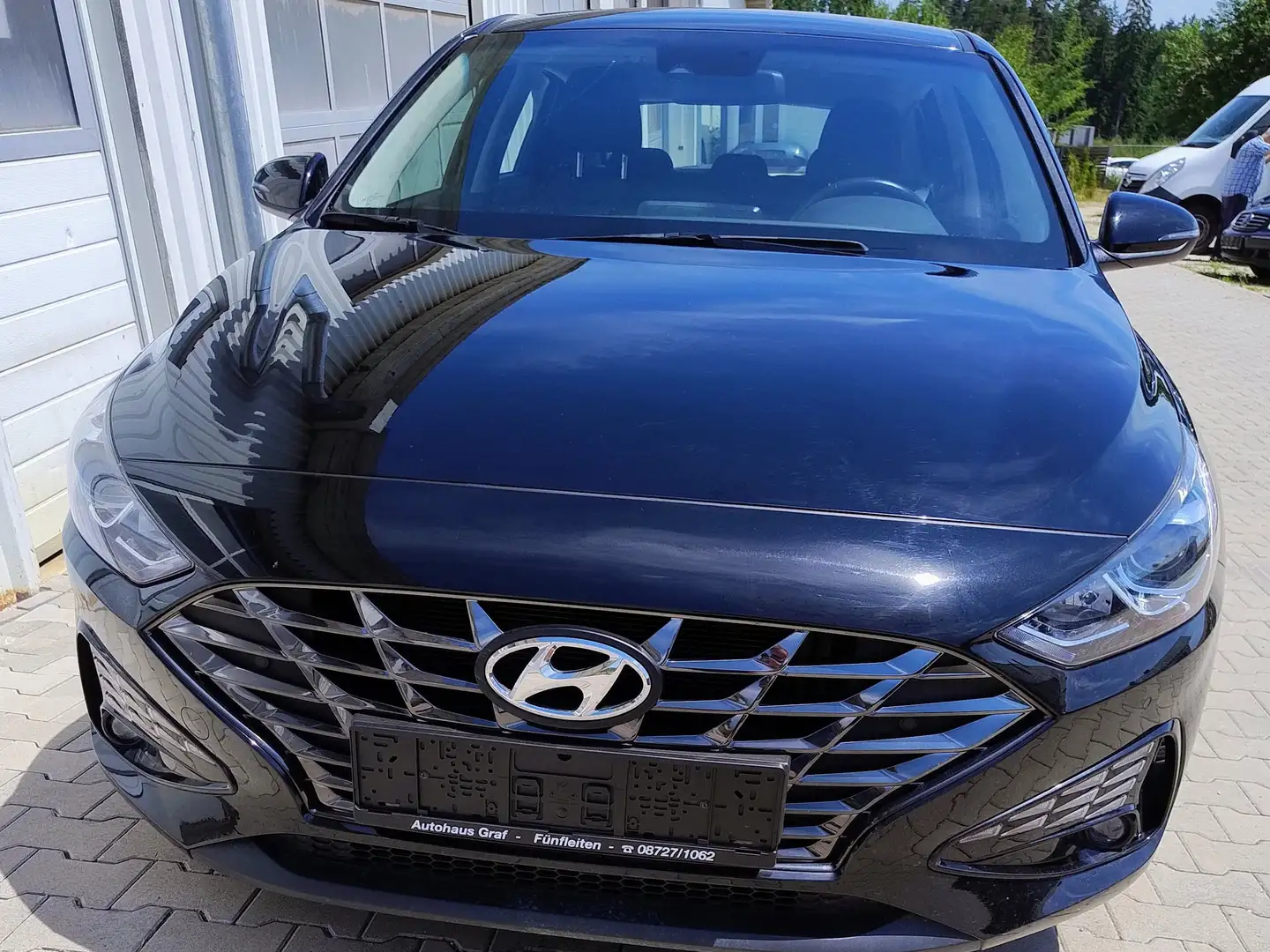 Hyundai i30 Trend Mild-Hybrid Schwarz - 1